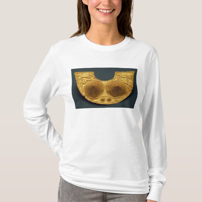 Sinu breastplate T-Shirt (Front)