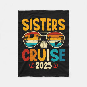 Sister's Cruise 2025 Retro Family Vacation Trip Cr Fleece Blanket
