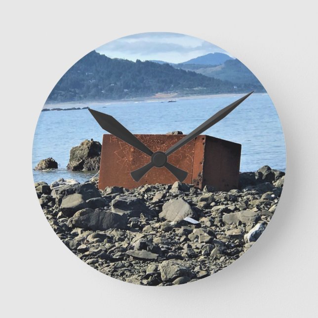 Sisters Rock State Park, Oregon Coast Round Clock (Front)