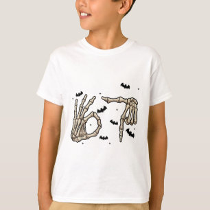 Six Seven 6 7 Meme 67 Skeleton Hand Halloween Cost T-Shirt