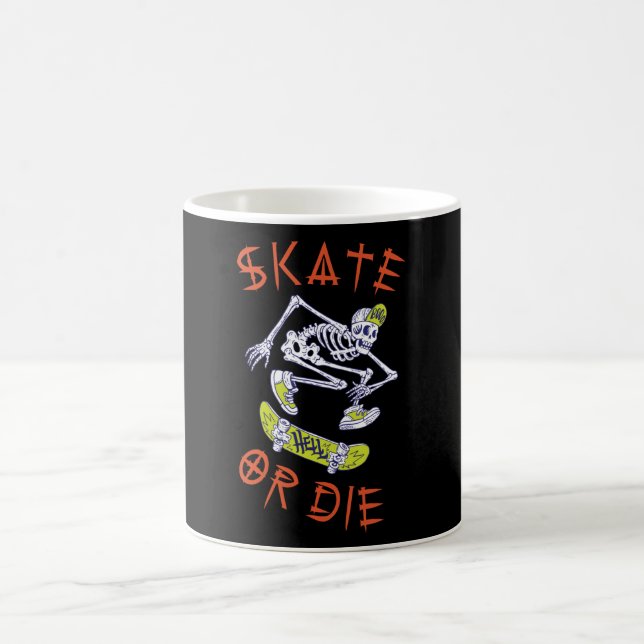 Skate or die Skeleton Skateboarder Coffee Mug (Center)