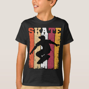 Skate Retro Vintage Skateboarding Skater Men Women T-Shirt
