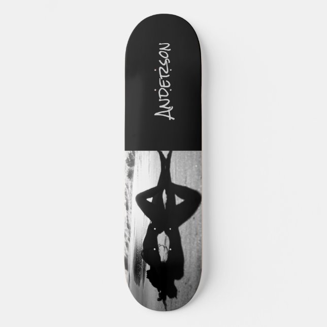Skateboard Black White Beach lady (Front)