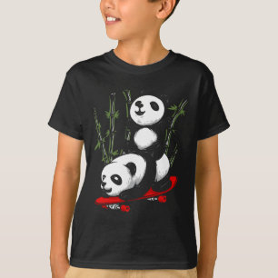 Skateboarding Panda Bear Wild Funny Panda Skateboa T-Shirt