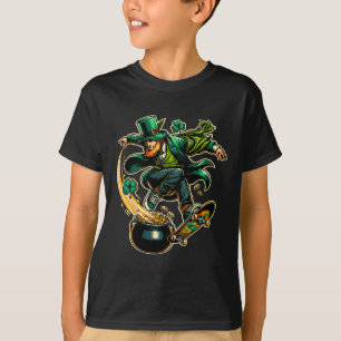 Skater St Patricks Day Skateboarding Leprechaun Sk T-Shirt