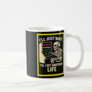Skeleton Gamer Arcade Design – Funny Retro Gaming Coffee Mug