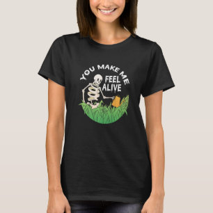 Skeleton Gardening Lazy Halloween Costume Gardener T-Shirt