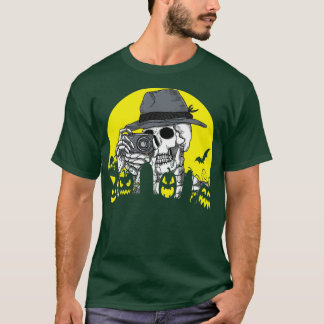 Skeleton Photographer Halloween Costume Camera Moo T-Shirt