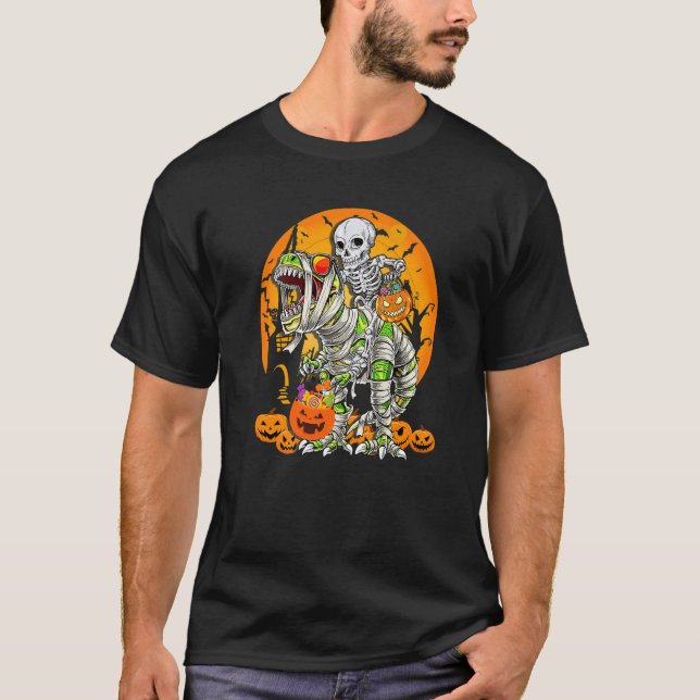 Skeleton Riding Mummy Dinosaur rex Halloween  Pump T-Shirt (Front)