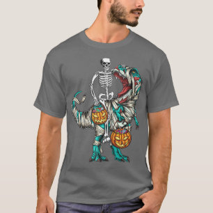 Skeleton Riding Mummy Dinosaur T re Halloween Pump T-Shirt
