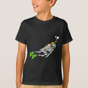 Skeleton Scuba Diving Halloween Pumpkin Diver T-Shirt