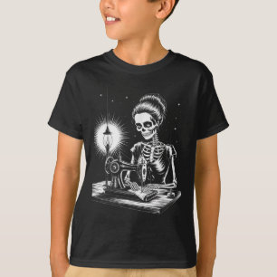 Skeleton Sewer Quilter Funny Sewing Lover Hallowee T-Shirt