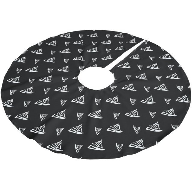 Sketchy Sailboat Pattern Brushed Polyester Tree Skirt (Angled)