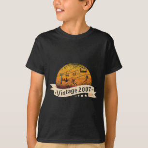 Skiers Skier Skilift Vintage Born 2007 Birthday Sk T-Shirt