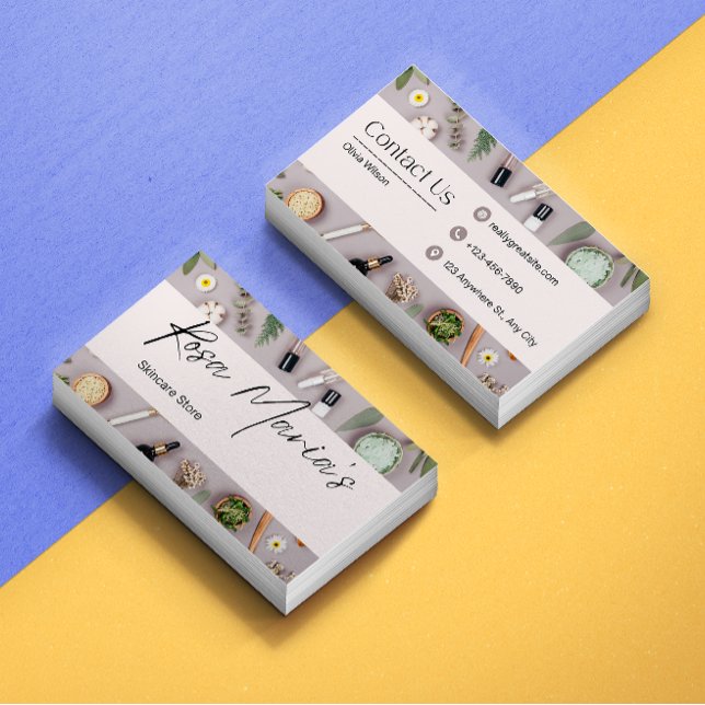 skincare Store Business Card (Creator Uploaded)