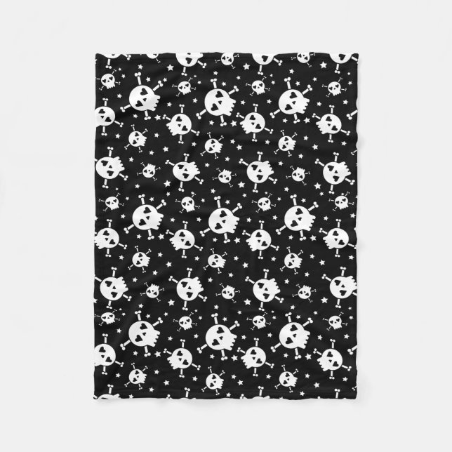 Skull and Crossbones Black Sherpa Fleece Blanket (Front)