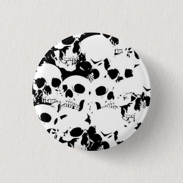 Skull Button (Front)
