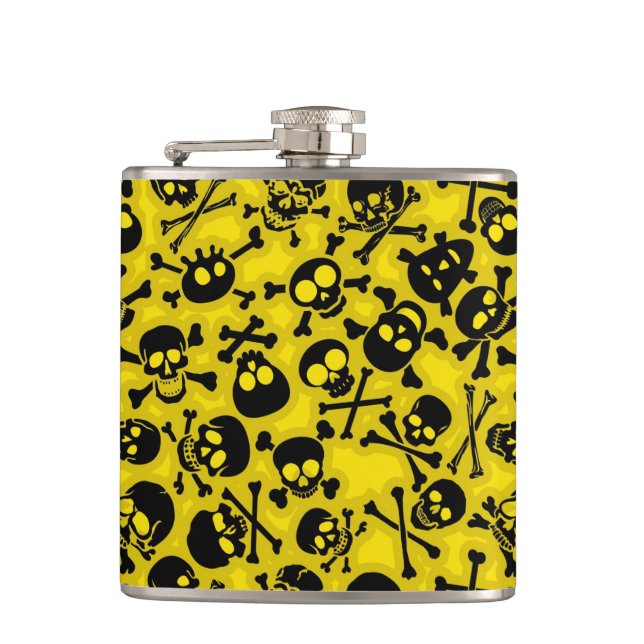 Skull & Crossbones Pattern Hip Flask (Front)