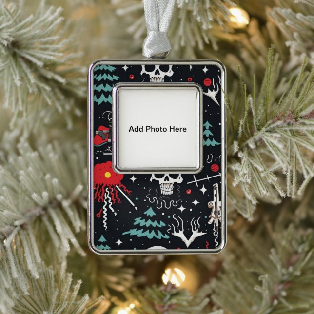 Skull Holiday Photo Ornament (Tree)