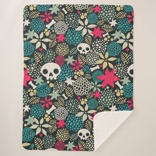 Skull in flowers sherpa blanket (Front)