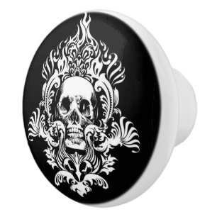 Skull knob