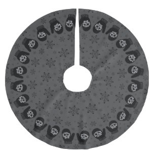Skull Mittens Brushed Polyester Tree Skirt