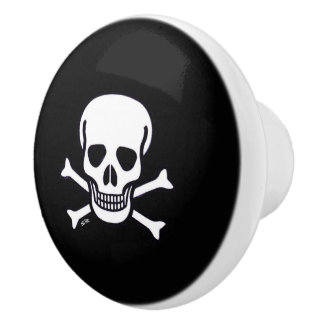 Skull n Bones Black ceramic knob