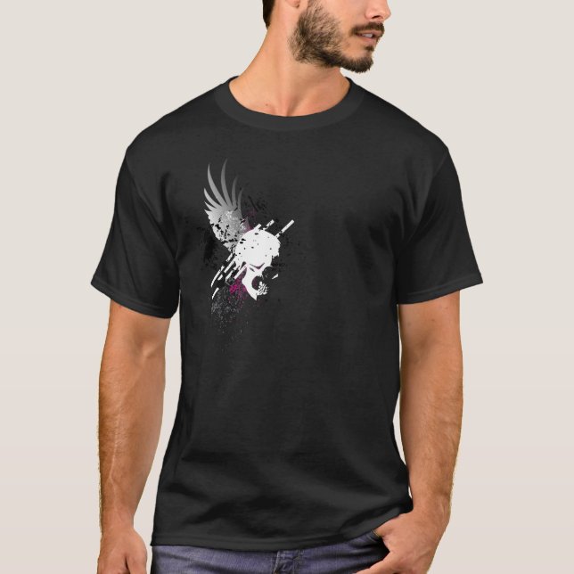 skullz. down winged. T-Shirt (Front)