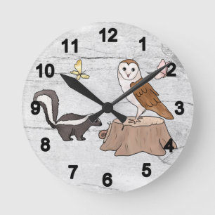 Skunk and Eule Round Clock
