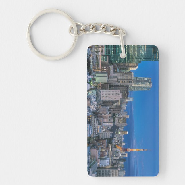 Skyline at twilight key ring (Front)