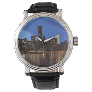 Skyline of New York at night... Watch