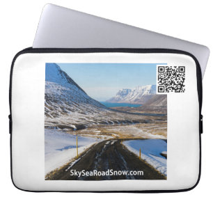 SkySeaRoadSnow   - Laptop Sleeve 13"