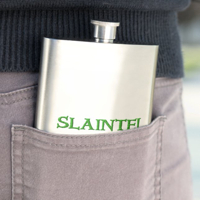 Slainte classic stainless steel flask (In Situ)