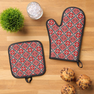 Slavic Ethnic Embroidery, Balkan Traditional Oven Mitt & Pot Holder Set
