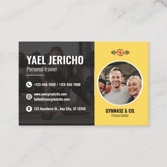Sleek and Modern Personal Trainer Business Card (Front)