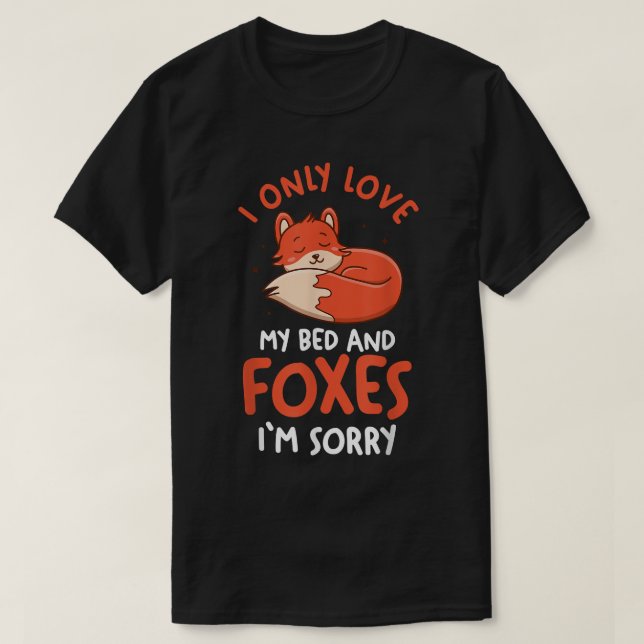 Sleeping Fo  T-Shirt (Design Front)