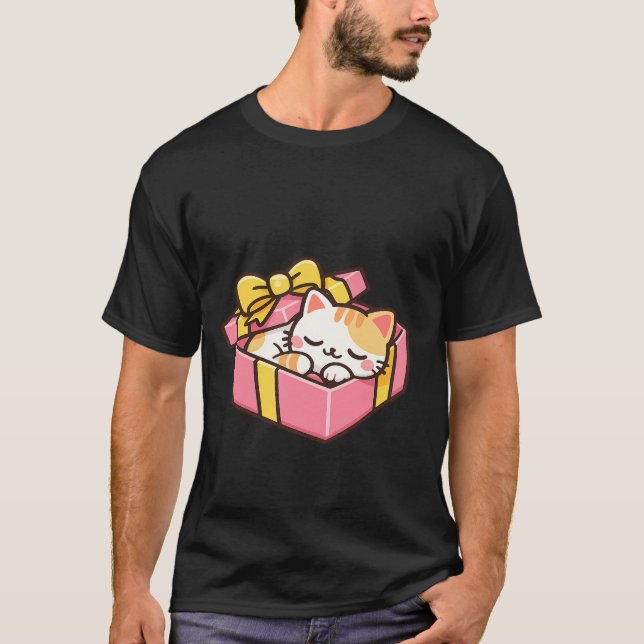 Sleeping Kawaii Ginger Cat in Pink Gift Box ✨🎁 T-Shirt (Front)