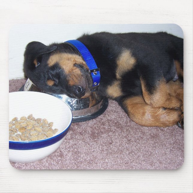 sleepyhead rottweiler. mouse pad (Front)