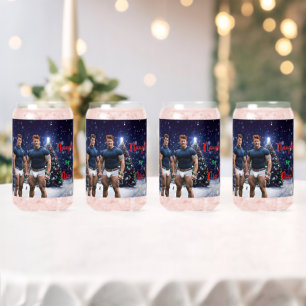 SlipperyJoe's decorated snow-covered Christmas tre Can Glass
