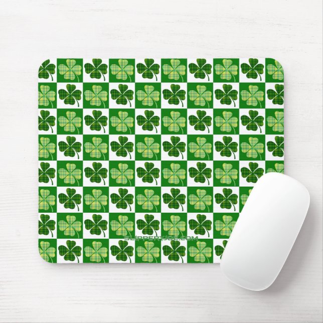 SlipperyJoe's green four-leaf clovers Saint Patric Mouse Pad (With Mouse)