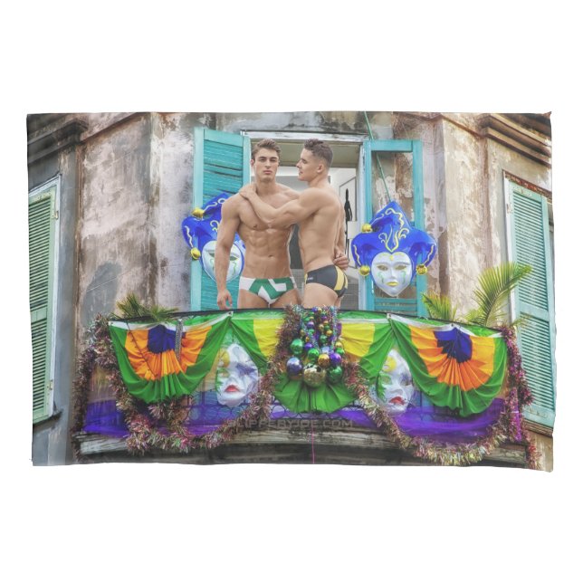 SlipperyJoe's Mardi Gras masks beads decorations s Pillowcase (Front)