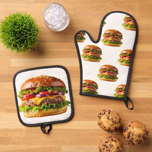 SlipperyJoe's mouthwatering cheeseburger crispy ba Oven Mitt & Pot Holder Set (Top Down)