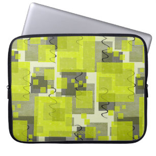 SlipperyJoe's Saint Patrick's Day dominating brigh Laptop Sleeve