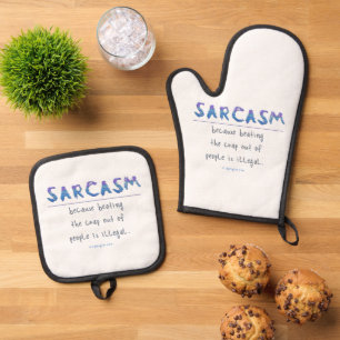 SlipperyJoe's sarcasm polished metal illusion high Oven Mitt & Pot Holder Set