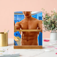 SlipperyJoe's shirtless muscular man abs chest sho