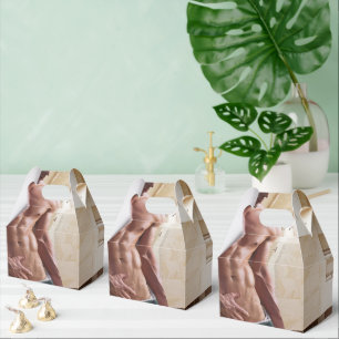 SlipperyJoe's shirtless muscular man torso sixpack Favour Box