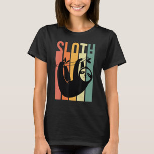 Sloth Spirit Animal Vintage Distressed Retro Desig T-Shirt