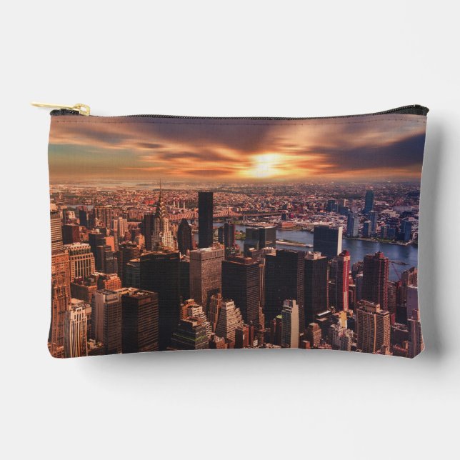 Small accessory pouch with city skyline image (Front)