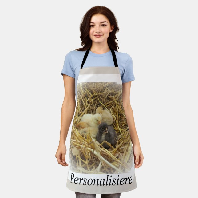small chicken ,niedliche hühnchen im stroh apron (Worn)