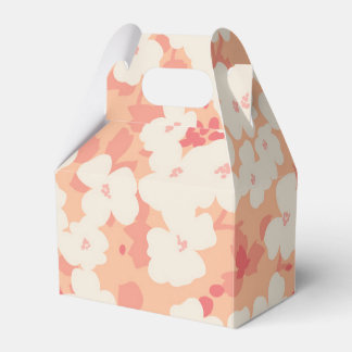 Small summer flowers favour box